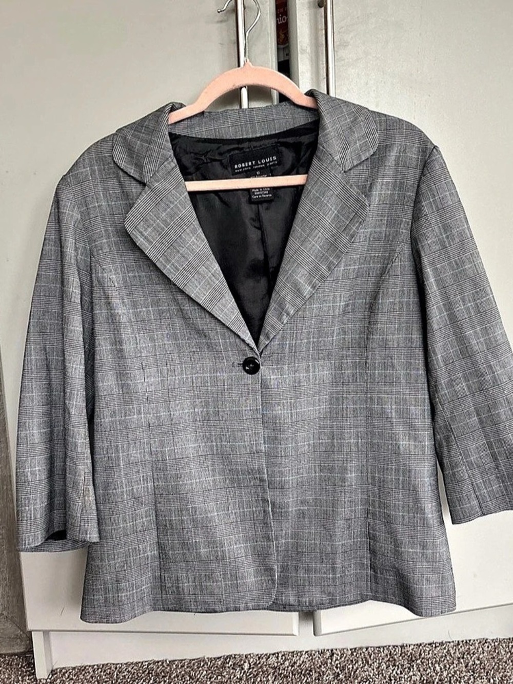 Robert Louis Plaid Blazer in Gray & Black Size 10